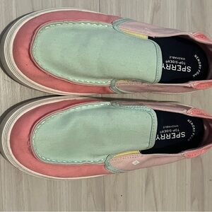 Sperry Top Sider Kids / Men’s Size 7 Sneakers Pink and Mint Washable